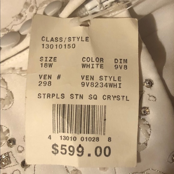 Wedding dress size 18 NWT - Picture 4 of 4